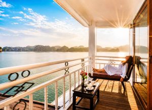 Which Ha Long Bay Cruise Is Actually Worth Your Money? 1